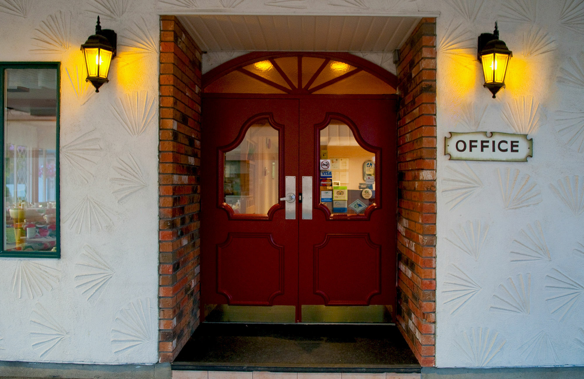 Grama'S Inn Prince George Exterior foto